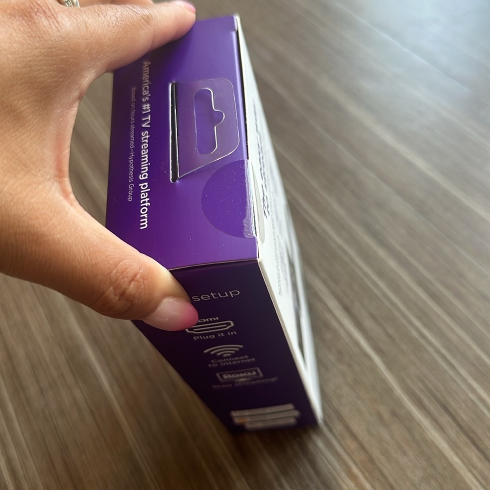 NEW Roku Express HD Streaming Device - Picture 7 of 7